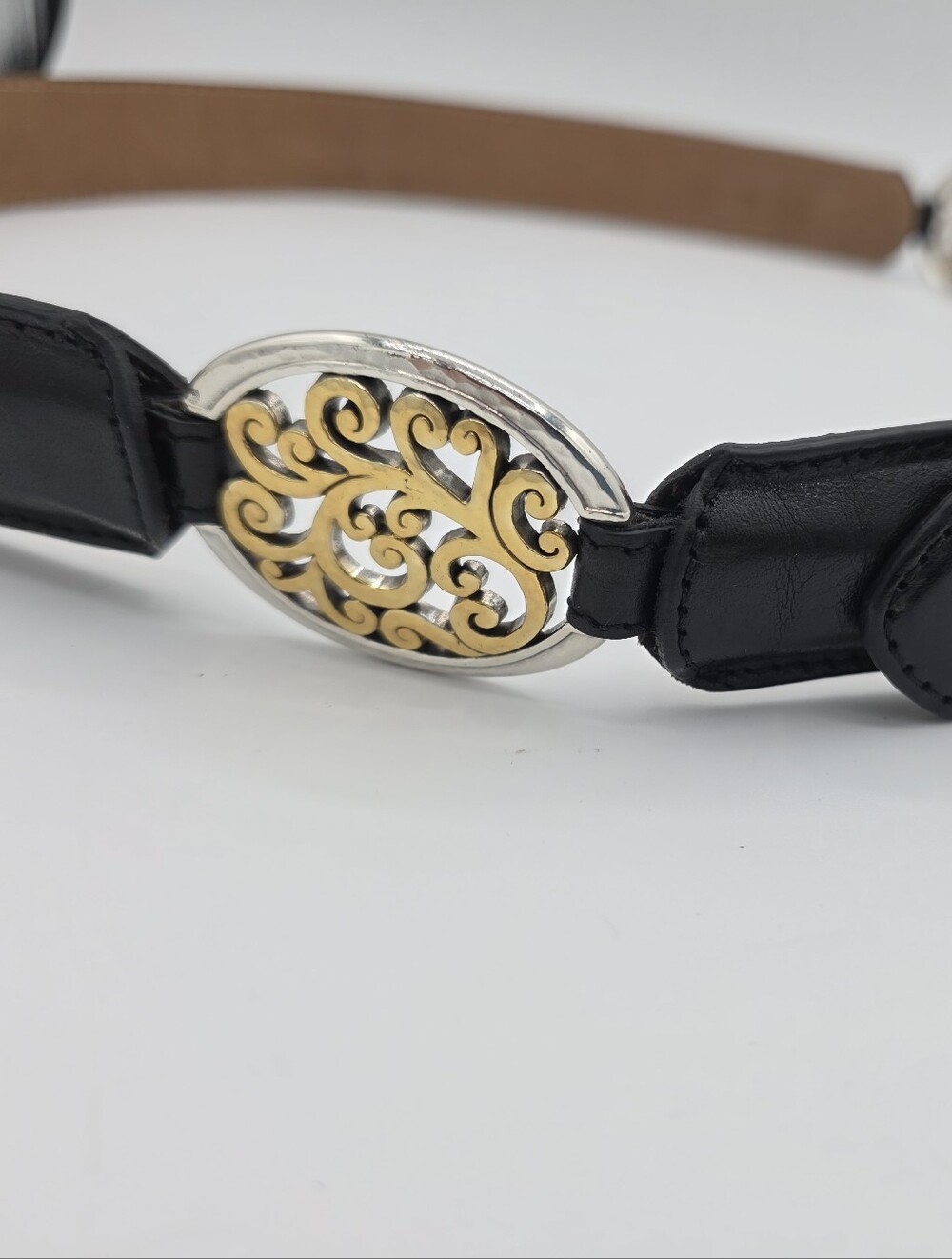 Brighton B60293 Black Leather Belt Retired Two Tone Scroll Buckle Size 38 - Picture 3 of 11
